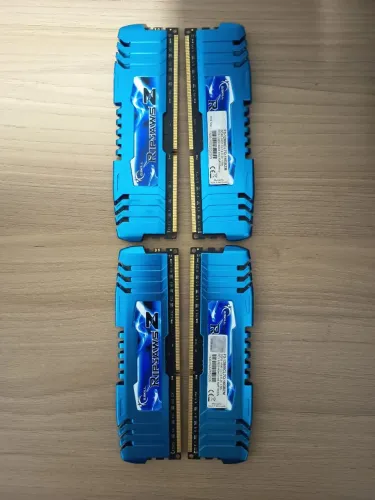 Kit de Memória RAM 16GB (4x4GB) G.Skill RipjawsX DDR3-1600 CL7
