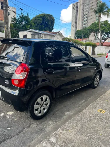 Toyota Etios X 1.3 Flex 16V 5P Mec. 2016