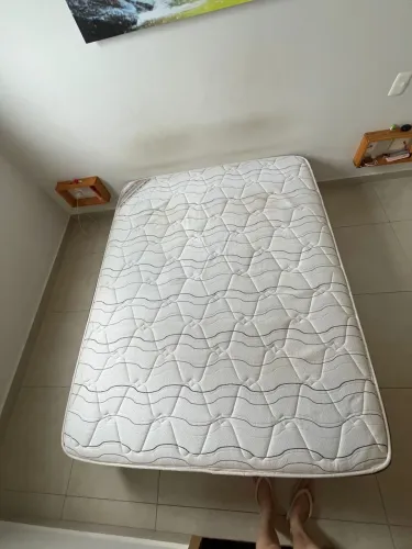 Colchão queen diplomata de molas ensacadas