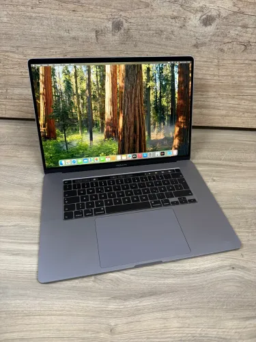 MacBook Pro 16 2019 i7 16GB 512ssd
