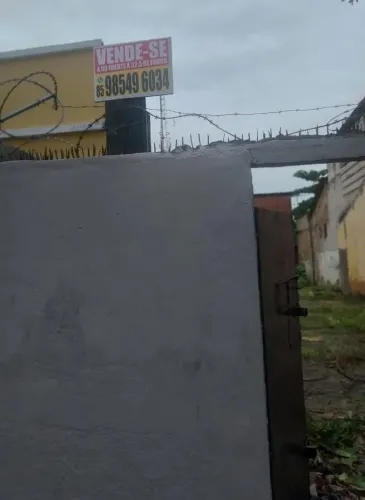 Vende-se terreno no Rodolfo Teofilo