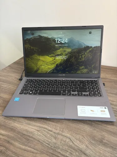 Notebook ASUS 15,6?