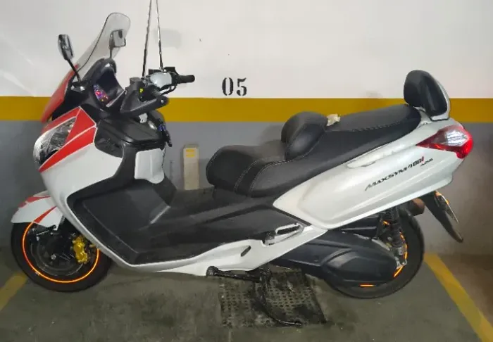 Maxsym 400i Branca 8500km