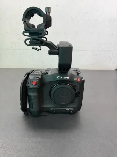 Vendo Canon EOS C70 RF sensor Super 35mm DGO - Usada - Linda