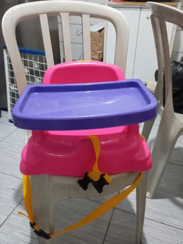 Cadeirinha de alimentação