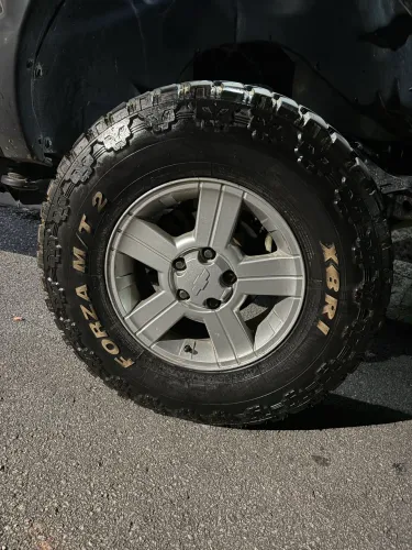 XBRI Forza 235/85/16 4 pneus