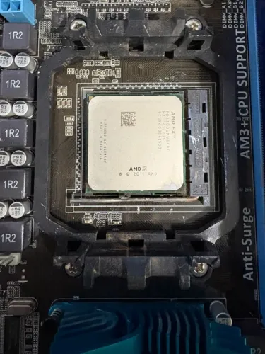 Kita AMD Fx e conjunto de memorias RAM