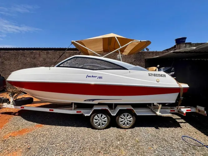Lancha Focker 205