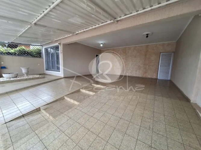 Casa térrea com 3 quartos para Locação no Jardim das Oliveiras - Façanha Imóveis Campinas