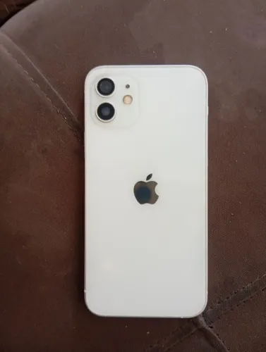 iPhone 12, retirada de peças
