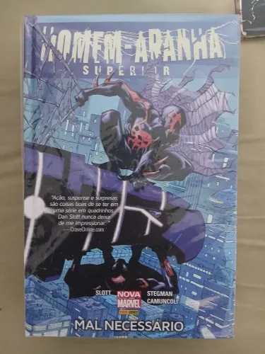 Homem aranha superior: mal necessário