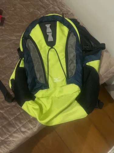 Mochila mizuno verde