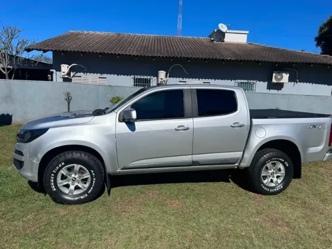 Chevrolet S10 Pick-up LT 2.8 TDI 4X4 CD Diesel 2017
