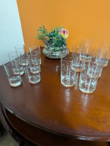 Copos de cristal lapidados 