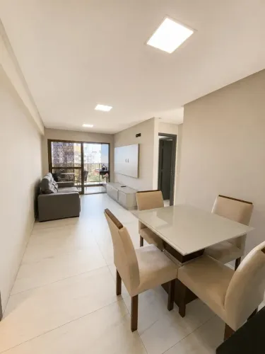 Apartamento mobiliado para locação em Cabo Branco, João Pessoa/PB.