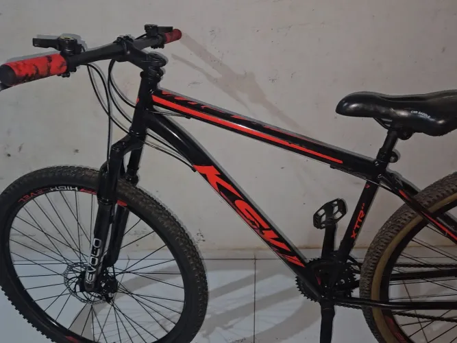 Bike aro 29 com 6 mêses de uso
