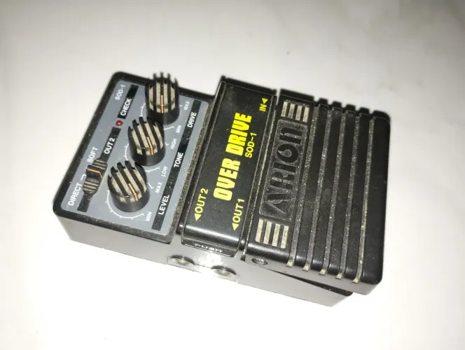 Pedal de efeito Arion SOD-1 Stereo Over Drive para guitarra