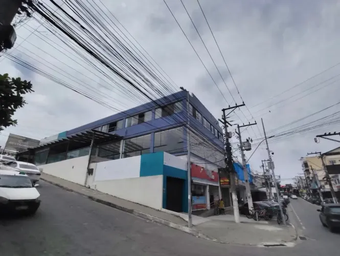 Imóvel para venda possui 500 metros quadrados em Bacaxá (Bacaxá) - Saquarema - RJ