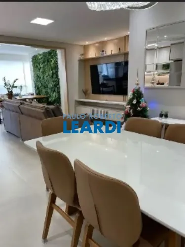 APARTAMENTO - MOOCA - SP