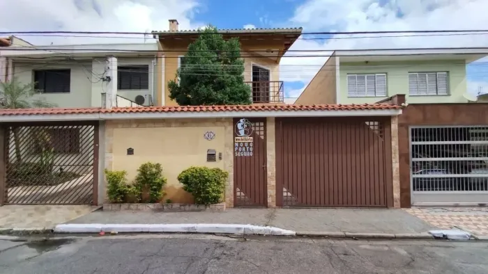 Casa a venda na VIla Guilherme.