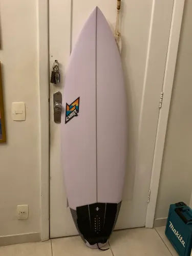 Prancha de Surf Claudio Valle 5.6 nova