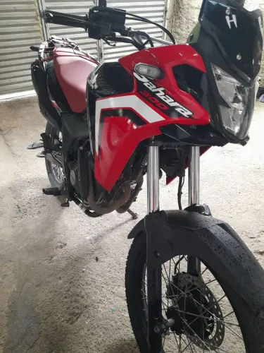 Vendo troco sahara 2025 rally emplacada ate 2027