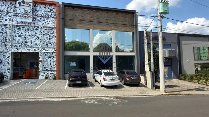 Salão para alugar, 110 m² por R$ 5.079/mês - Vila Frezzarim - Americana/SP