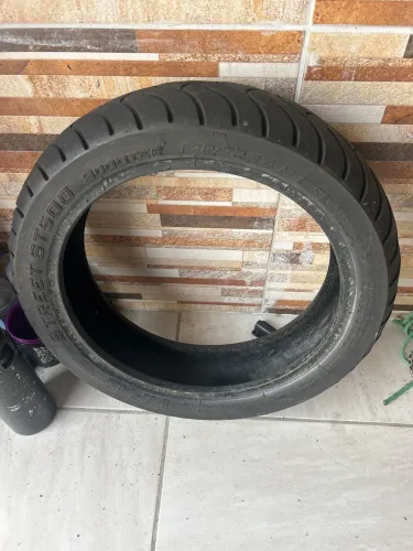 Pneu traseiro da PCX 