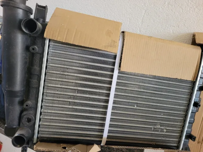 RADIADOR DE CARRO 