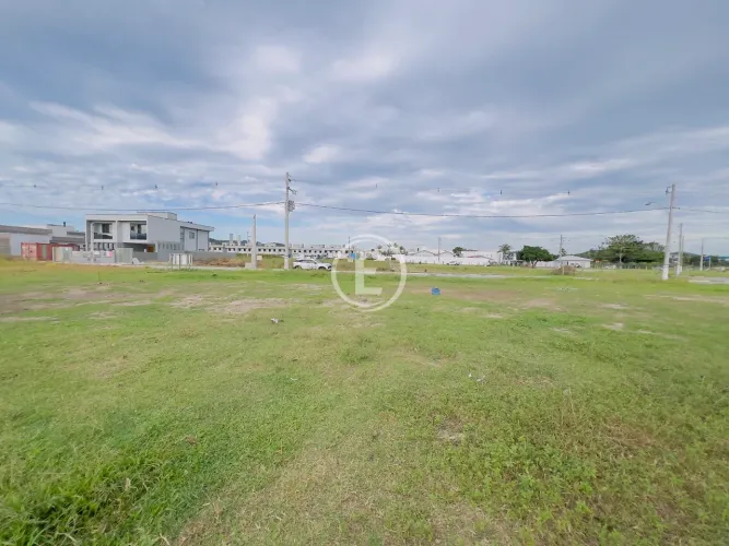 Terreno 375m² em Condomínio - Sertão do Maruim