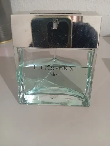 Perfume CK truth 100 ml ( tem 70 ml )