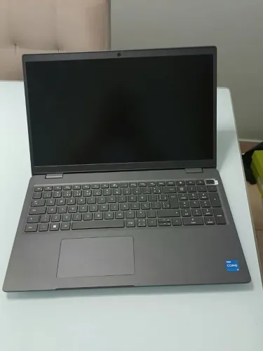 Notebook Dell Latitude 3540 16 GB de RAM Intel Core i5 12ª Geração