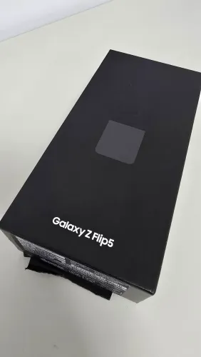 Samsung Galaxy ZFlip 5