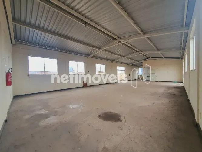 Ponto comercial/Loja/Box para aluguel possui 211 metros quadrados