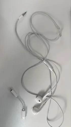 FONE DE OUVIDO APPLE EARPODS 