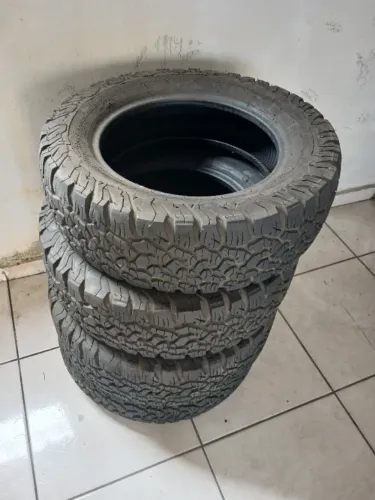 Jogo com 4 pneus de carro Eco Sport 205/65 R15 Uso Misto Strada , Crossfox, Sp