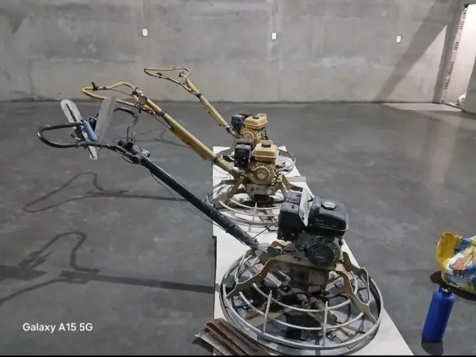 Máquina, alisadora de piso