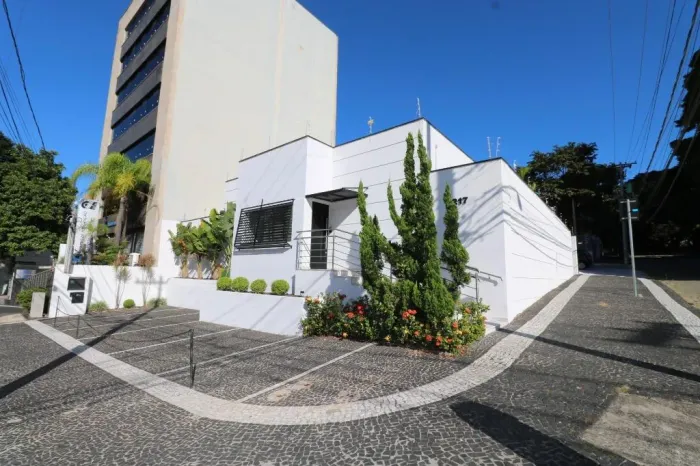 Casa Comercial para Locação no Guanabara em Campinas 9 Salas