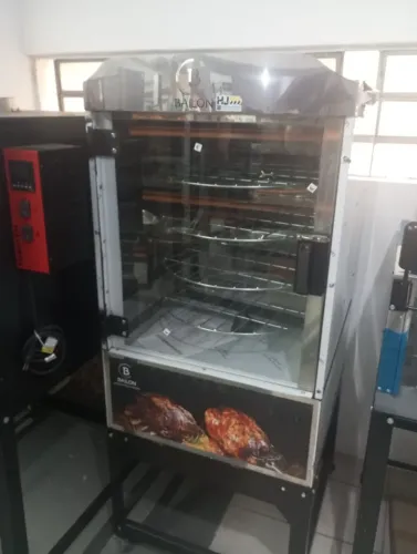 NZ. Máquina de assar carne e frango 70kg total inox BAILON