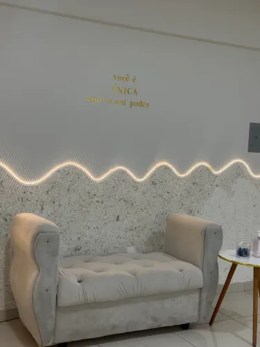 Aluguel / sublocação de espaço em studio de cílios