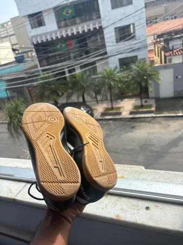 Chuteira society e fusal tamanho 40 (nike e umbro) EXCELENTE ESTADO
