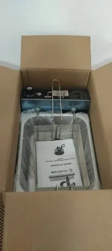FRITADEIRA ELÉTRICA IPE COZINHAS 8L 127V - NUNCA USADA