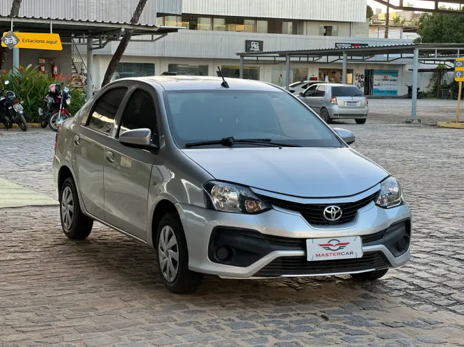 Toyota Etios X Sedan 1.5 Flex 16V 4P Aut. 2019