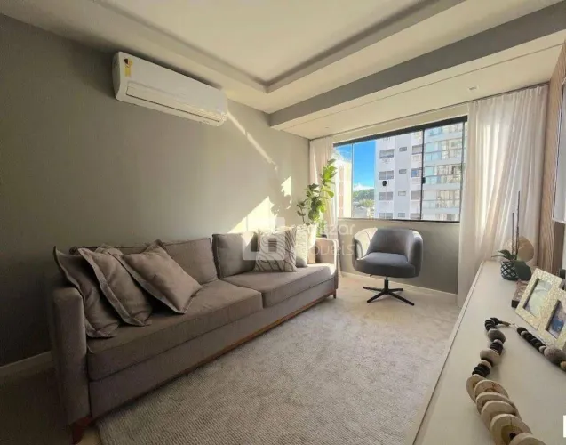 Apartamento Residencial à venda, Agronômica, Florianópolis - AP0473.