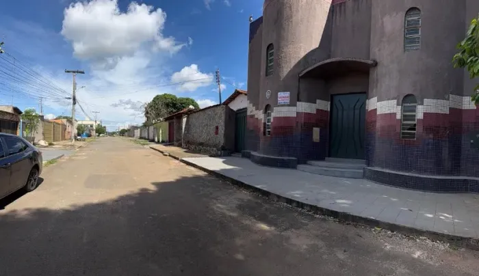 Galpão com 5 salas e banhe localizado Santa Maria de nazareth ,ótimo para fazer kitnet ,ap