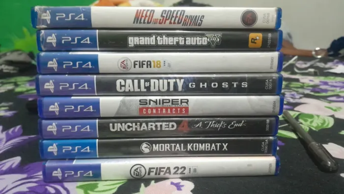 Ps4 slim com 6 jogos. Vendo ou troco em um ps5