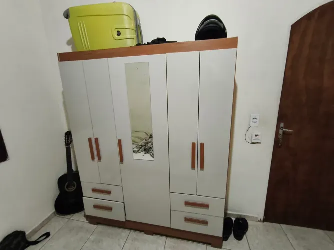 guarda roupa novo, só pra ir rápido