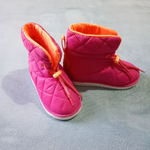 Bota infantil Arezzo modelo Bambini Cor Pink tamanho 25 (16cm compr: ver foto) pouco uso