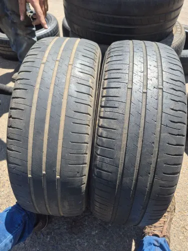 Par de pneus 195/60/15 Michelin