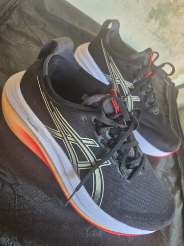 Tênis de corrida ASICS Pure Gel